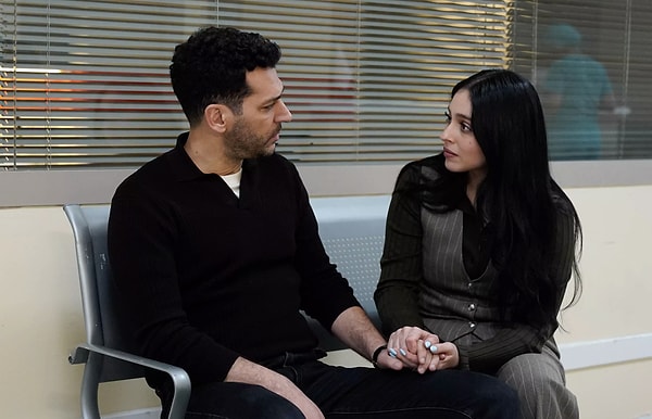 Cumartesi akşamı diziler arasında Total, AB ve ABC1 gruplarında kıyasıya rekabet yaşandı.