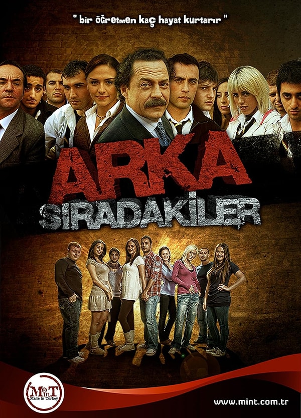 2007 yılında Fox TV'de yayın hayatına başlayan Arka Sıradakiler dönemin en sevilen dizilerinden biriydi.
