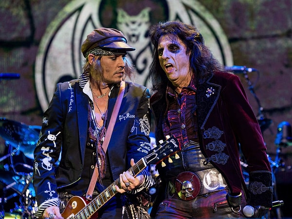 Hollywood Vampires: Rock müzik kulübü!