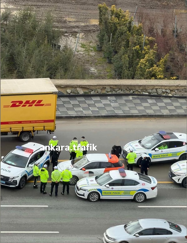 20 kilometrelik akıllara durgunluk veren olay polis ekiplerinin durdurmasıyla sona erdi.