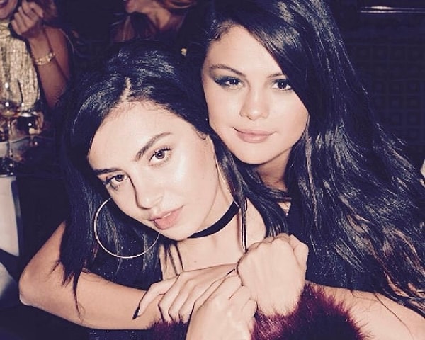 Selena Gomez'in hangi şarkısını Charli xcx yazmıştı? Evet, bu şarkıyı Charli yazdı!