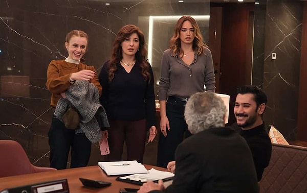 Show TV ekranlarında yayınlanan Rüya Gibi için düşük reytinglerin ardından final kararı alındı.