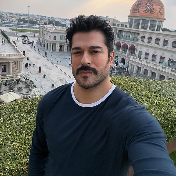 Şimdi ise yeni bir iddia gündeme bomba gibi düştü. Burak Özçivit, İstanbul Eyüpsultan’dan 150 milyon TL’lik yatırım yaparak 30 daire satın aldığı iddiası gündem oldu.