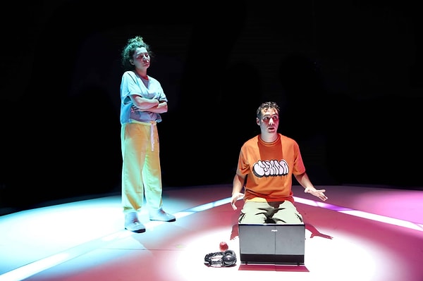 Çağdaş Yerli ve Yabancı Metinler