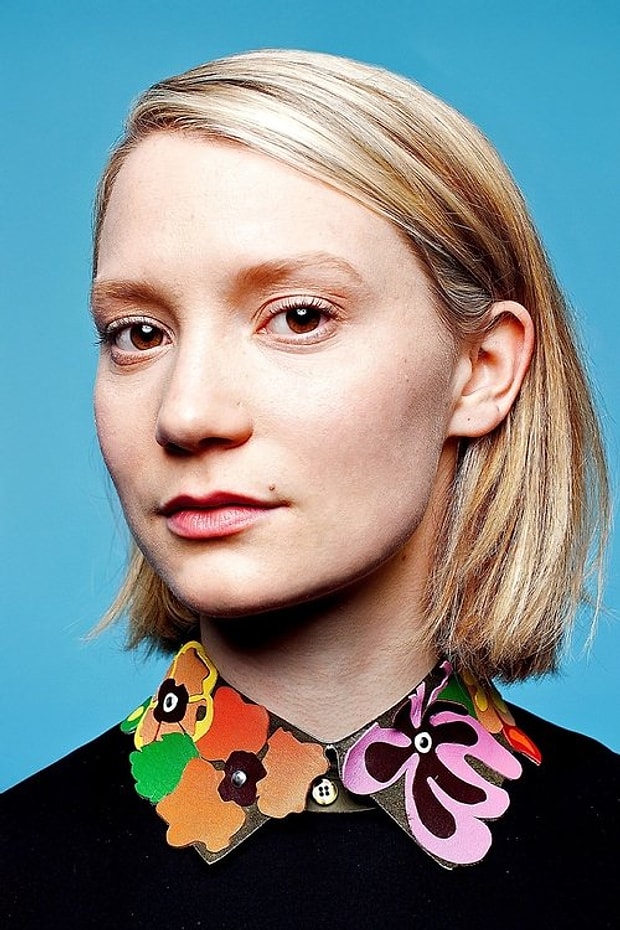 Mia Wasikowska