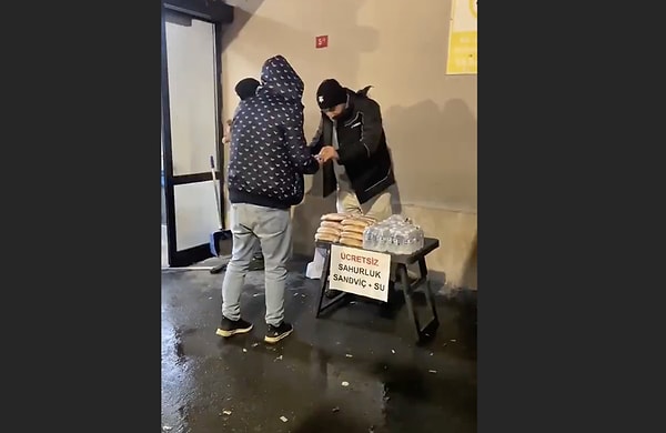 Belki de bir akımın fitilini ateşledi.