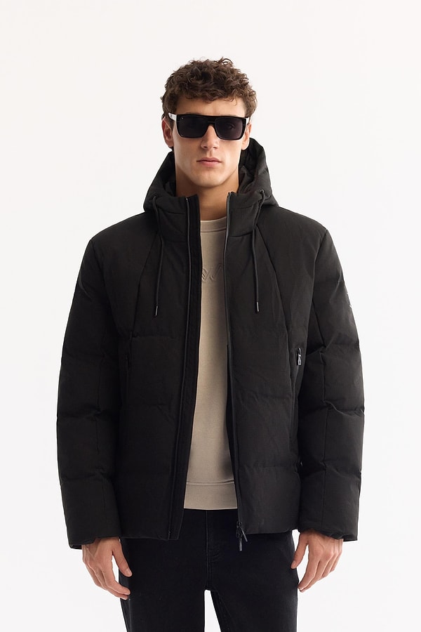 Teknik Kıyaslama: Standart Polyester vs. AVVA Mikroklima Mimarisi