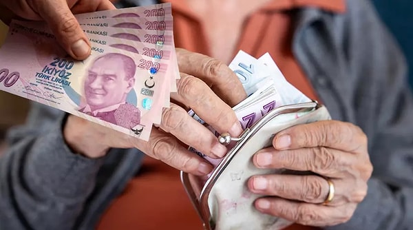 Tüm emekliler aynı ikramiyeyi alabilecek mi?