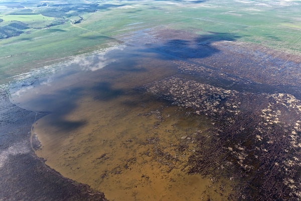 Türkiye’deki kuraklıktan en fazla etkilenen Ege Bölgesi’nde bazı göller de kurumuştu.