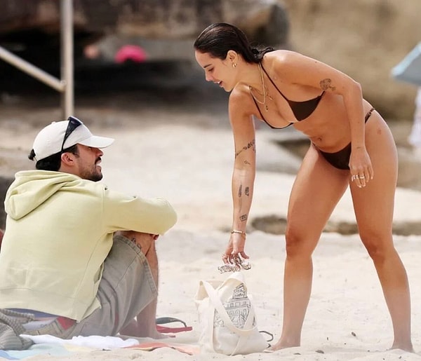 31 yaşındaki Bad Bunny’nin, 32 yaşındaki mücevher tasarımcısı ve influencer Gabriela Berlingeri ile yeniden barıştığı ortaya çıktı.