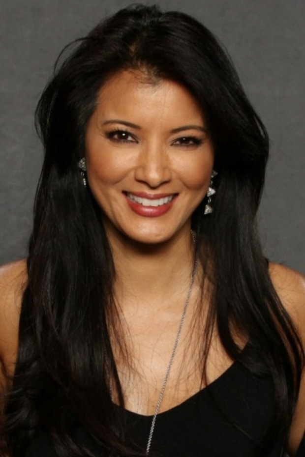 Kelly Hu