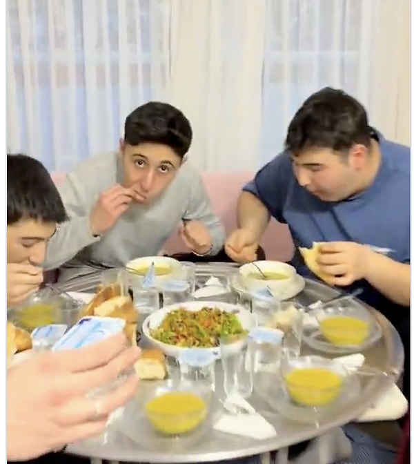 Videoya pek çok yorum da geldi.