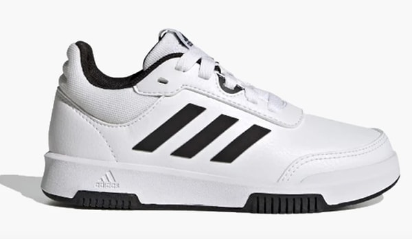 Miniklerin her adımında güven: adidas Tensaur 2.0 çocuk günlük ayakkabı fırsatı!