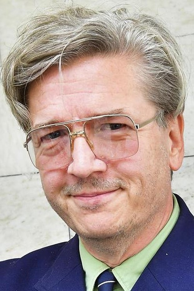 Tomas Alfredson