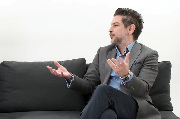 Sosyal medyanın dikkat ekonomisi açısından eğitim üzerindeki olumsuz etkilerini nasıl değerlendiriyorsunuz? Khan Academy'nin "Social Media Literacy" kursu gibi içerikleri bu sorunlara nasıl çözüm sunuyor?