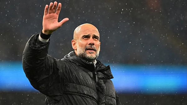 Sözleri alkış topladı.