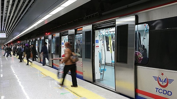 İstanbul’daki metro hatlarına yeni duraklar eklenecek.
