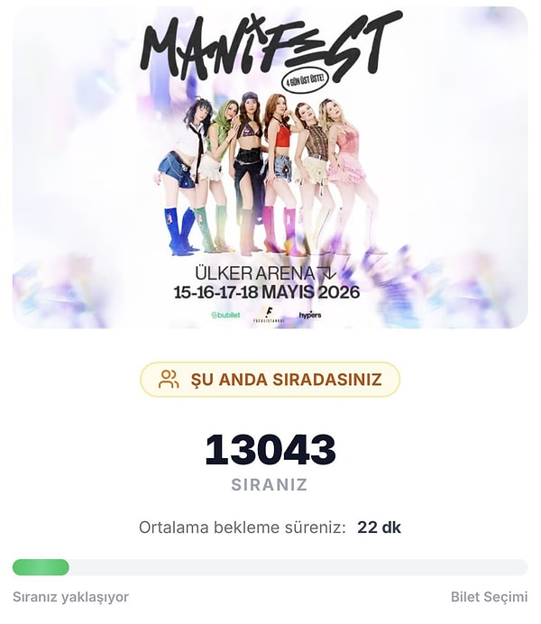 Türkiye’de online bilet satışlarında oluşan bu uzun kuyruk manzarasına en çok Megastar Tarkan’ın İstanbul konserlerinde tanıklık etmiştik.