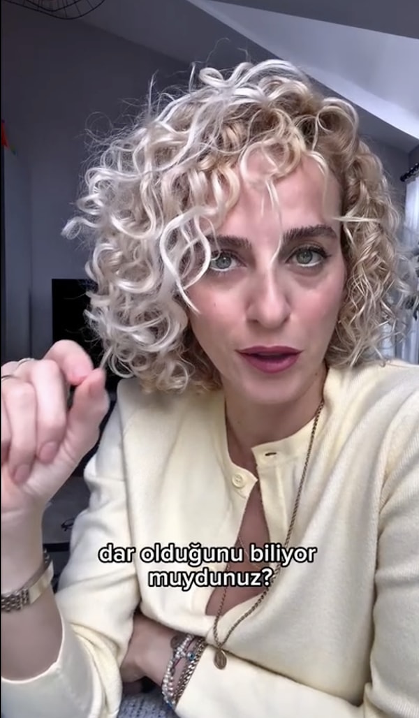 The content creator, who lamented the inability to find any loose and comfortable models while shopping for pajamas, explained that this was actually due to a safety regulation.