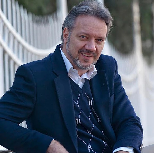 Uzun soluklu dizilerden Arka Sokaklar'ın oyuncu kadrosuna bu kez dikkat çekici bir isim katıldı.