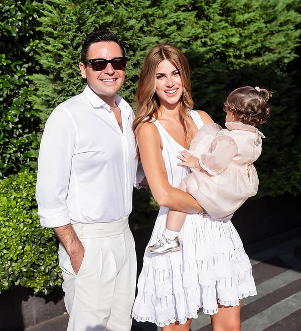 Türkiye’nin en çok konuşulan çiftlerinden Hacı Sabancı ve Nazlı Sabancı, sosyal medya paylaşımları ve aile hayatlarıyla sık sık gündeme geliyor.