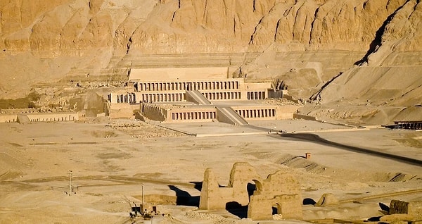 Kazılar sırasında ortaya çıkan eşyalar, oldukça hareketli bir topluluğa işaret ediyor.