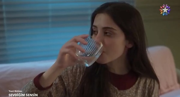 Star TV'nin ilgiyle izlenen dizisi Sevdiğim Sensin'in yeni bölümündeki sahur sahnesi sosyal medyada gündem oldu.