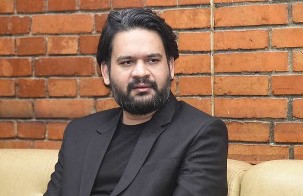 Partisi herkese fark attı. Başbakan olmasına kesin gözüyle bakılıyor.