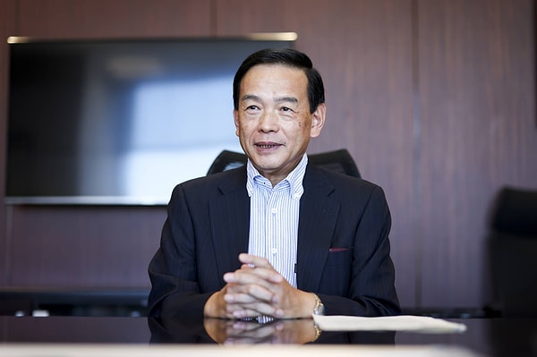 2 trilyon dolardan üç kişilik ekibe