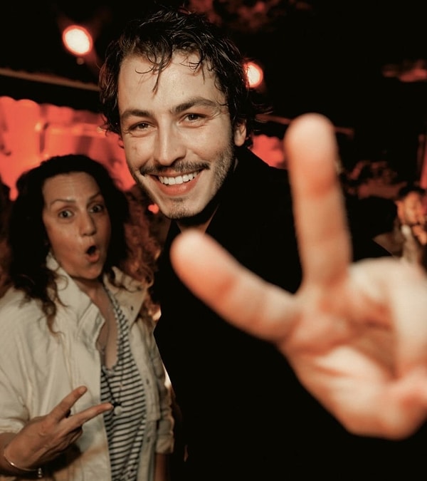 Boran Kuzum, son yıllarda Türk televizyonlarının dikkat çeken oyuncularından biri.