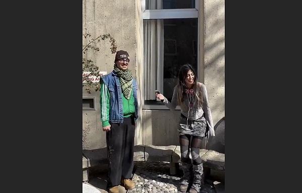 İnsanlar ikiye bölündü.