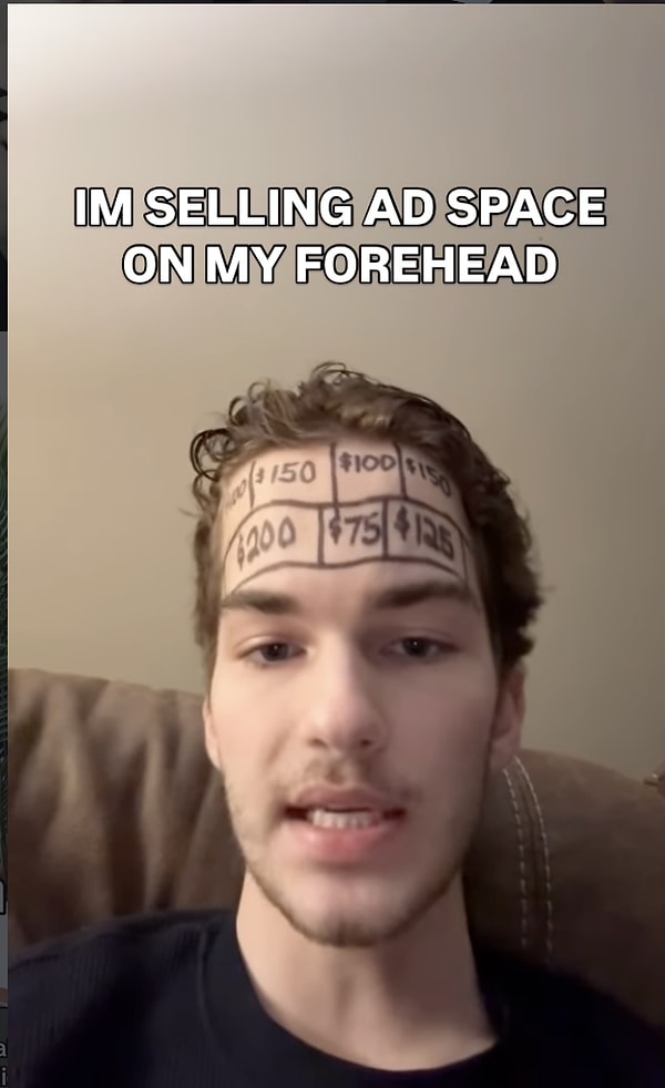 Genç YouTuber şöyle bir duyuru videosu paylaştı.