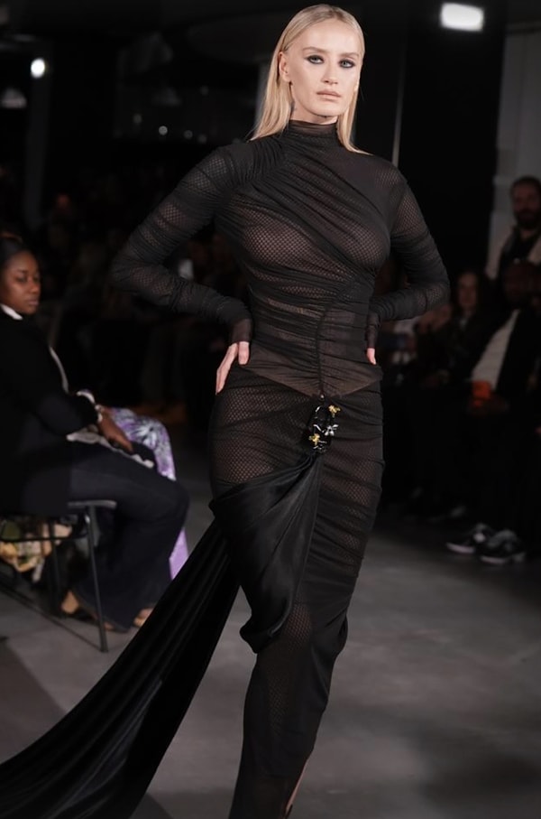 Bir dönem sosyal medyada oldukça aktif olan Didem Soydan’dan bir süredir pek ses çıkmıyordu.