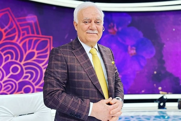 Uzun yıllardır Atv ekranlarında izlediğimiz Prof. Dr. Nihat Hatipoğlu, bu yıl da Ramazan ayı boyunca program yapmayı sürdürüyor.
