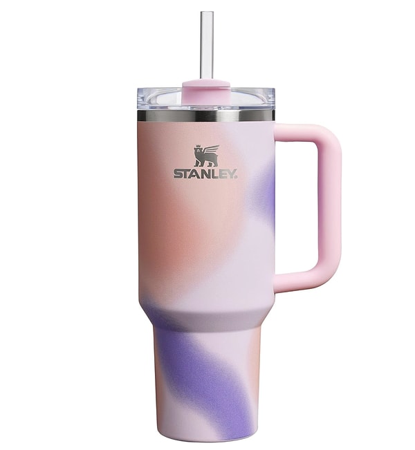 Sosyal medyanın ikonik termosu: Stanley Quencher!