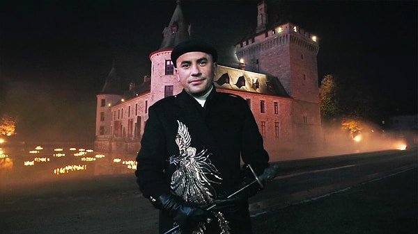 Pek çok kişinin Prens'le tanıdığı Giray Altınok, yeni bir programla izleyici karşısına çıkmaya hazırlanıyor.