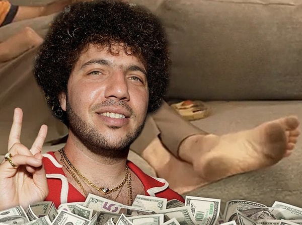 Following the buzz created by the footage of the feet, the offer that came to Blanco took everyone by surprise.