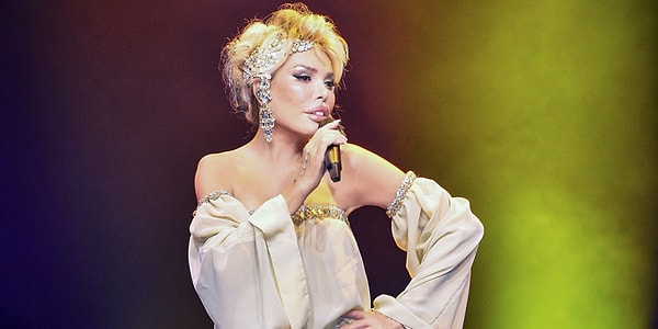 Celebrities like Ajda Pekkan, Nebahat Çehre, Brad Pitt, and Lisa Kudrow are considered "old" according to Generation Z.