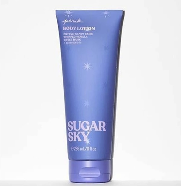 Büyüleyici kokular sepetinizde: Victoria's Secret ürünleri 500 TL'den başlayan fiyatlarla!