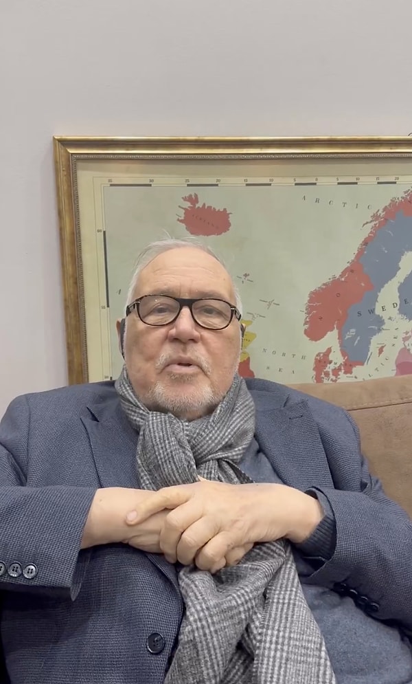 78 yaşındaki ünlü tarihçi İlber Ortaylı hayatını kaybetti.