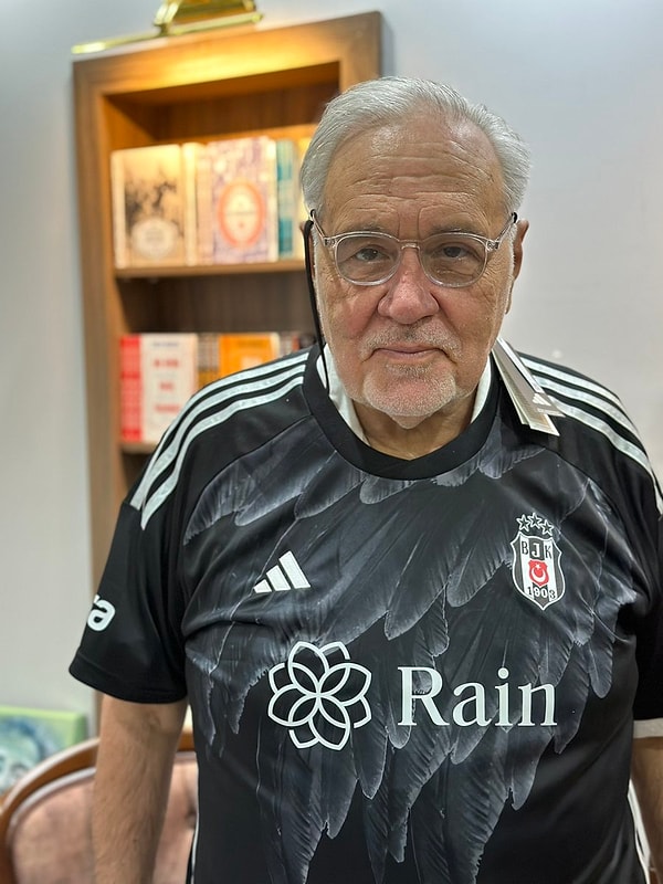 Ortaylı daha önce Beşiktaş formasını giyerek duygularını aktarmıştı: