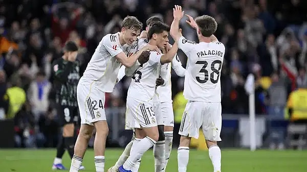 Maç sonu açıklamalarında Arda da gurur ve mutluluk vardı.