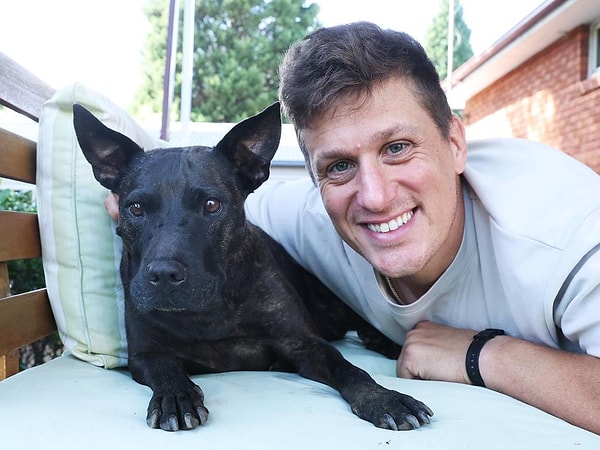 Avustralya’da bir teknoloji girişimcisi, kanser teşhisi konulan köpeği için yapay zekadan yararlanarak kişiselleştirilmiş bir mRNA aşısı geliştirilmesine öncülük etti.