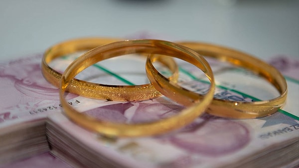 Gece yarısı bile "Altın alsam mı?" diyebilirsin.