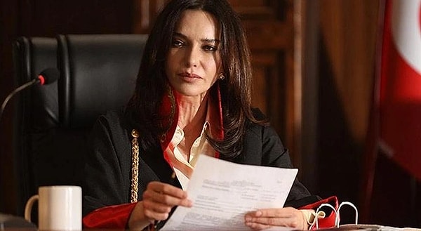 8. Hande Ataizi'ye Hülya Avşar'ın yeni dizisi soruldu.