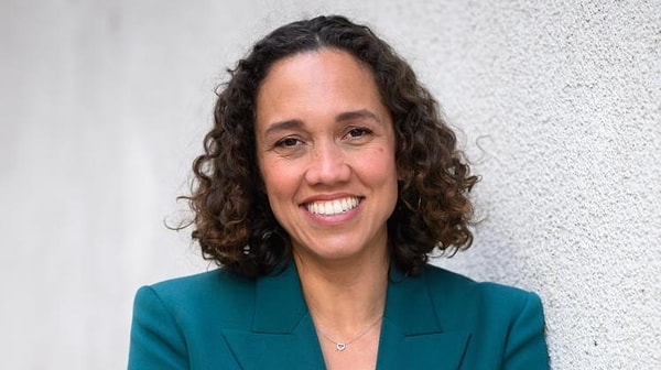 X'te ise olay "Bir siyasi sözünü tuttu, inanılmaz" şeklinde ironik yorumlara neden oldu.