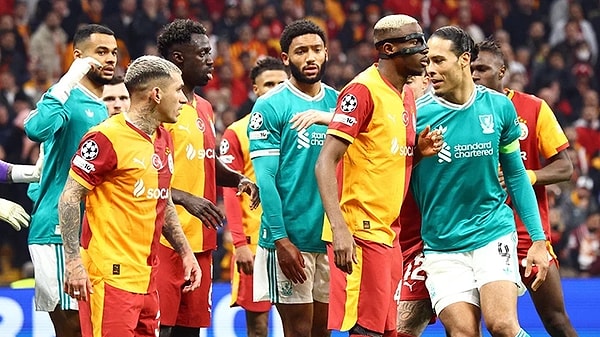 Şampiyonlar Ligi'nde temsilcimiz Galatasaray çeyrek final biletini almak için İngiliz devi Liverpool ile deplasmanda karşı karşıya geliyor.