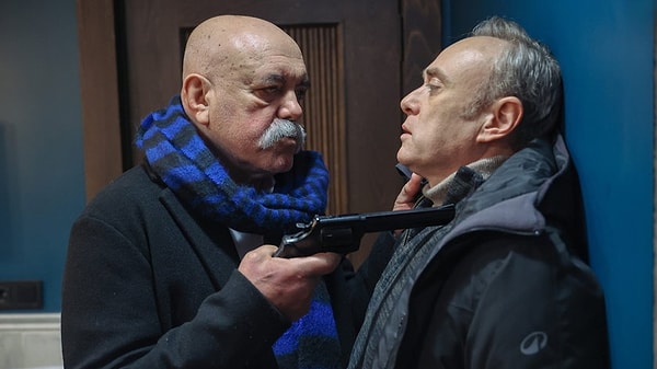 Televizyonun iddialı dizilerinden Veliaht için erken final kararı alındı.