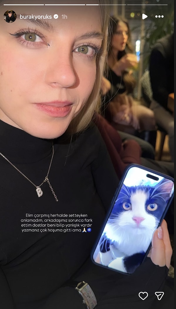 Tam da düğün haberleri beklenirken ortaya atılan ayrılık iddiası, sosyal medyada büyük yankı uyandırdı.