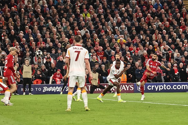 Galatasaray, Anfield Road cehenneminden çıkamadı.